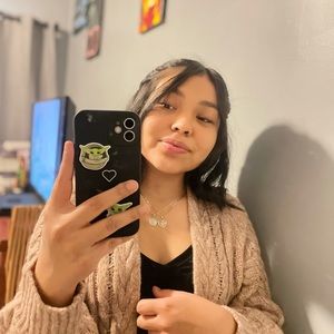 Meet your Posher, Karima